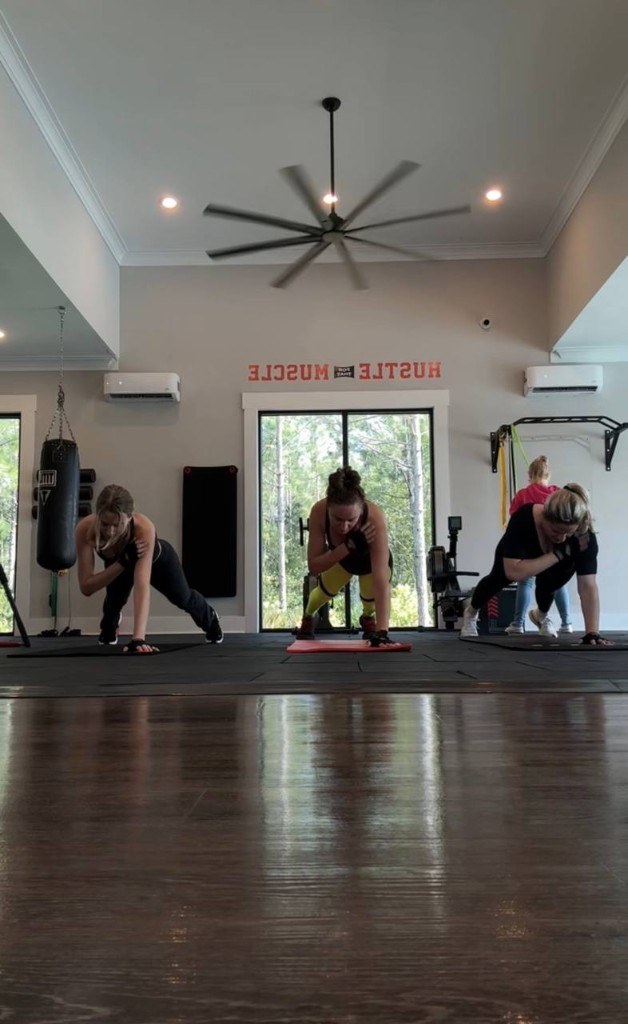 Core training group workout